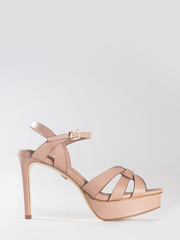 LEATHER SANDALS - LOLA CRUZ