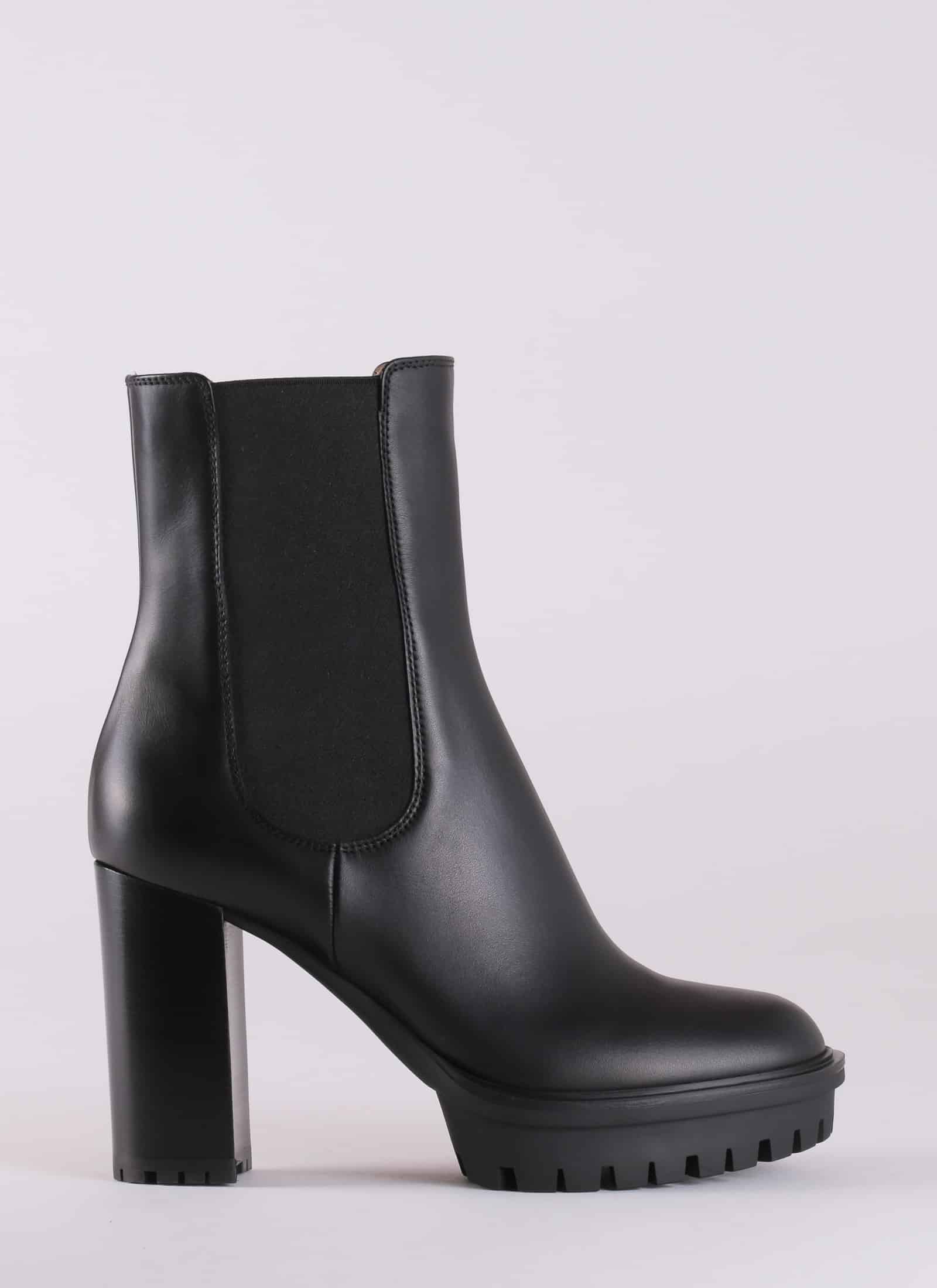 LEATHER CHELSEA BOOTS - GIANVITO ROSSI